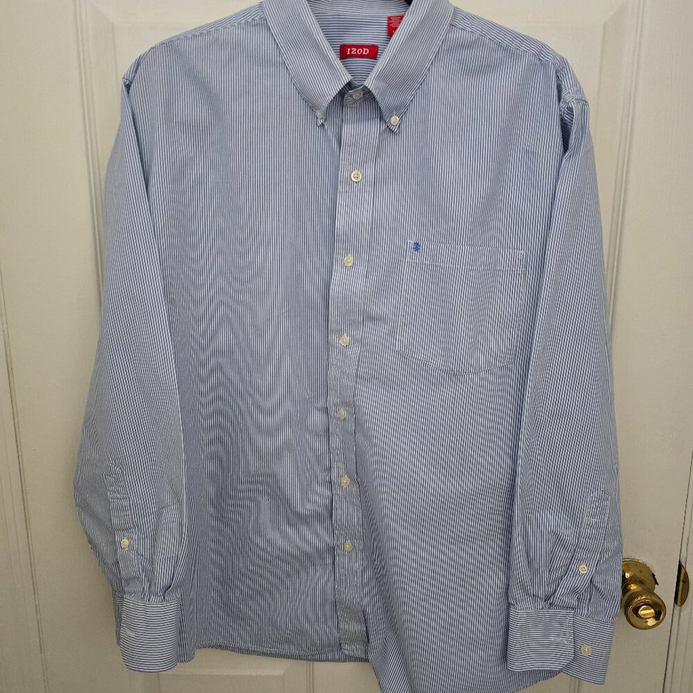 Men's Izod long sleeve pinstriped button down shirt Large